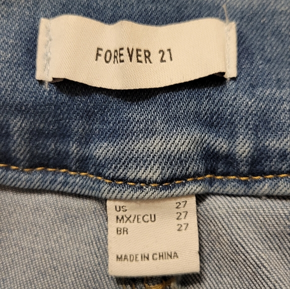 Forever 21 Flared Jeans - Picture 2 of 2